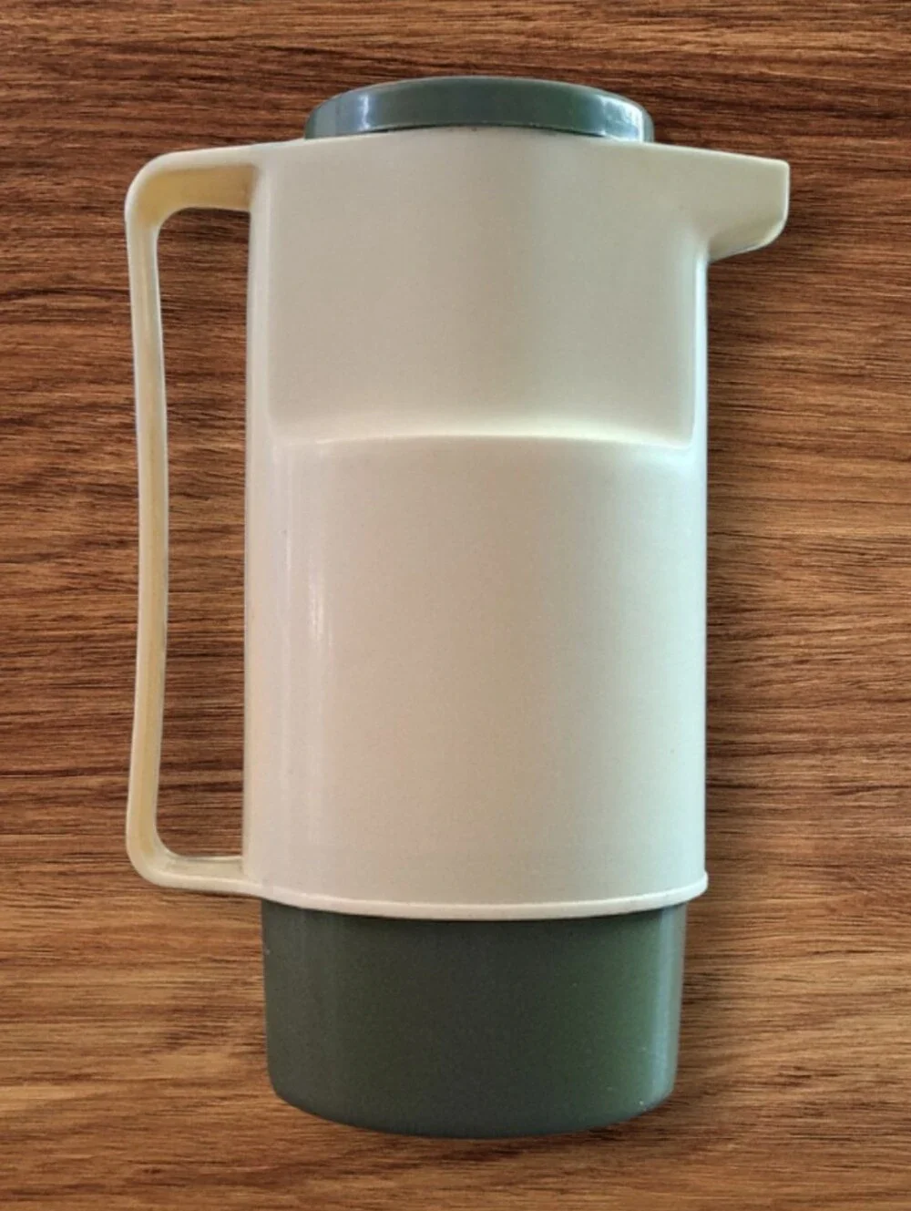Vintage Eagle Twist And Pour Pitcher